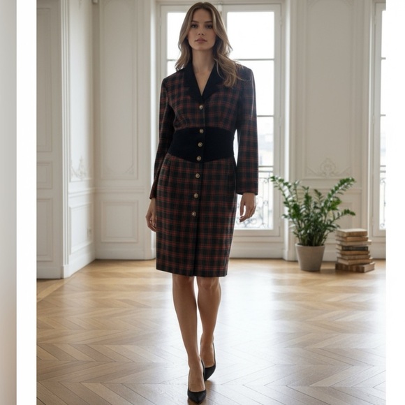 Dresses & Skirts - Vintage 80s Plaid Button-Up Dress | Red & Black Tartan | Small